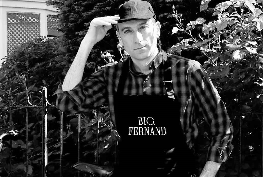 Maurizio Biondi, CEO de Big Fernand est habillé en Fernand dans France Snacking