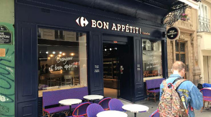 Bon Appétit ! Carrefour Paris rue Rambuteau façade de l'enseigne distriration