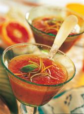 Soupe Créole à la tomate de France et aux agrumes