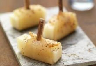 Bouchées de fromage Pur Brebis Pyrénées roulées aux tranches de poires